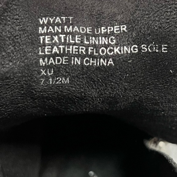 🌻NEW Charles by Charles David Wyatt Animal Print Lace-Up Ankle Boots Size 7.5 - Picture 12 of 15